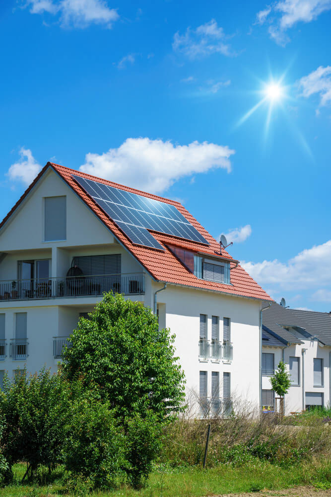 recourir aux panneaux solaires