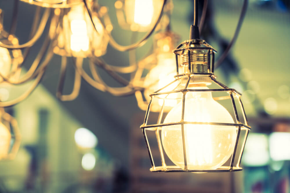 L’art de l’éclairage : Comment les luminaires de jardin transforment votre espace